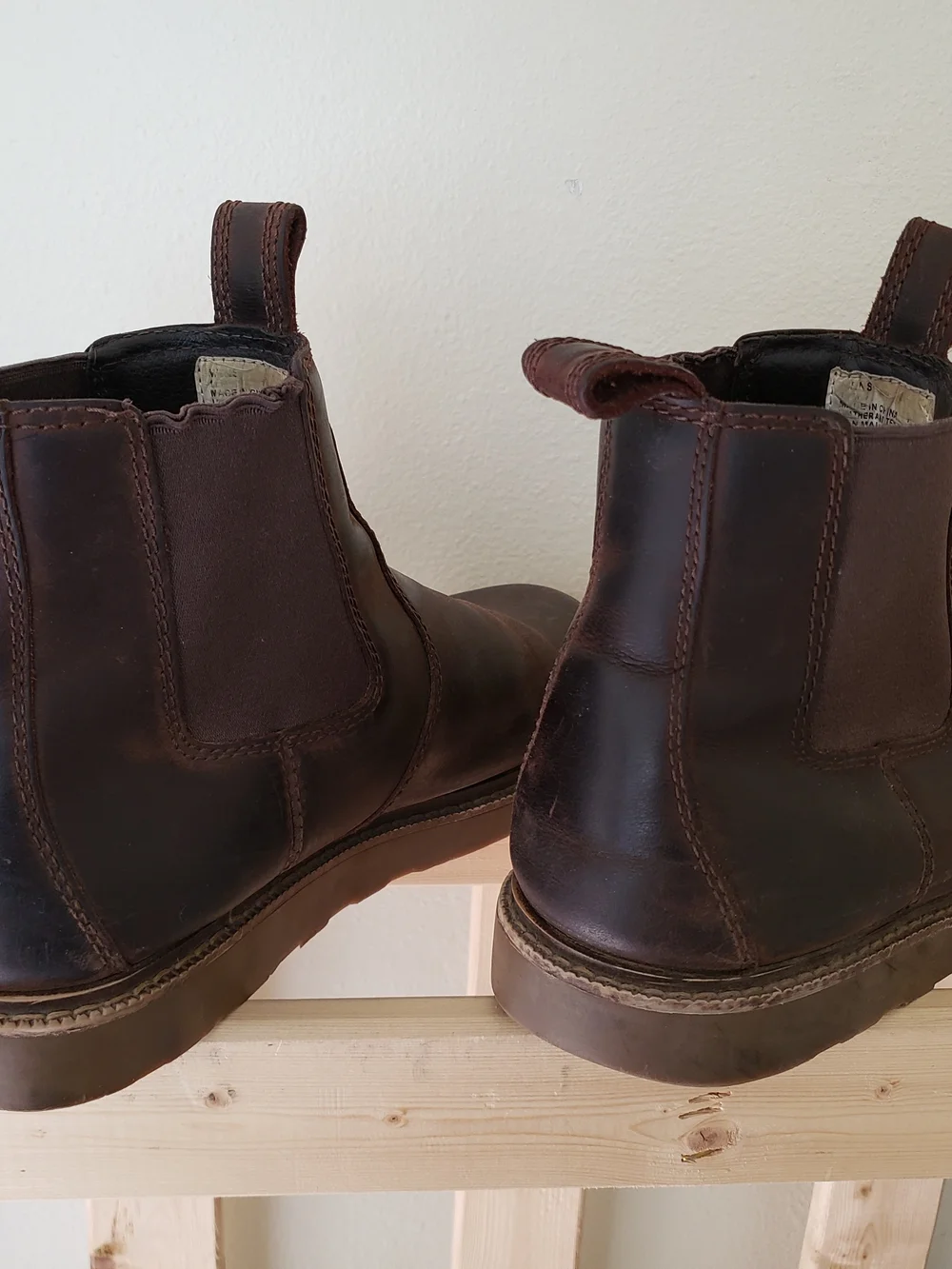 Duluth Trading Co Brown Chelsea Pull-On Boots